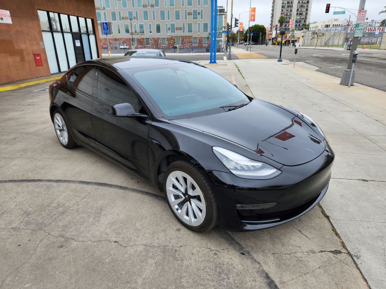 Tesla Model 3 2020 Standart Range LOW MILE (SLVG)