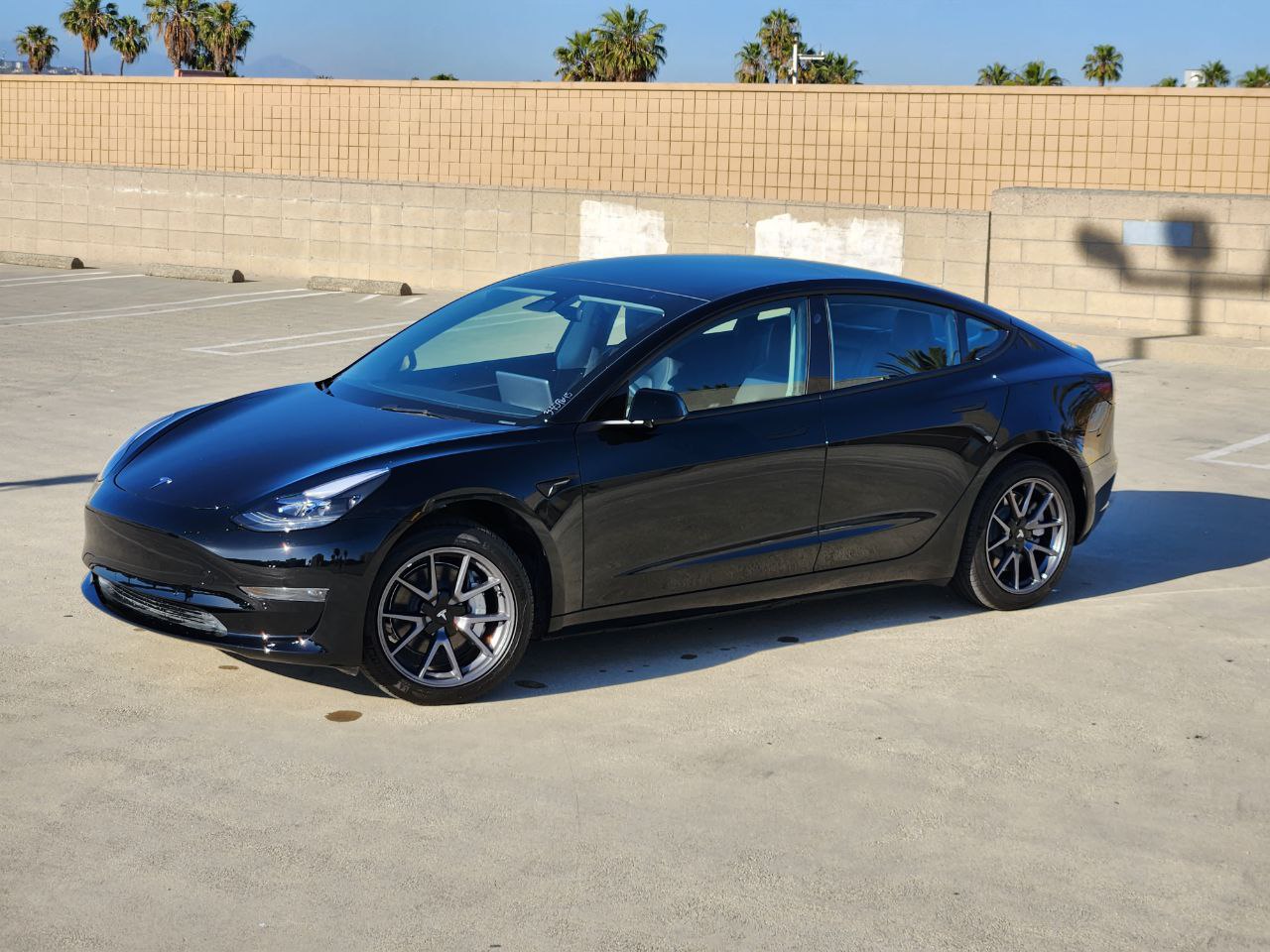 2022 Tesla Model 3 STANDARD RANGE PLUS — CLEAN TITLE —