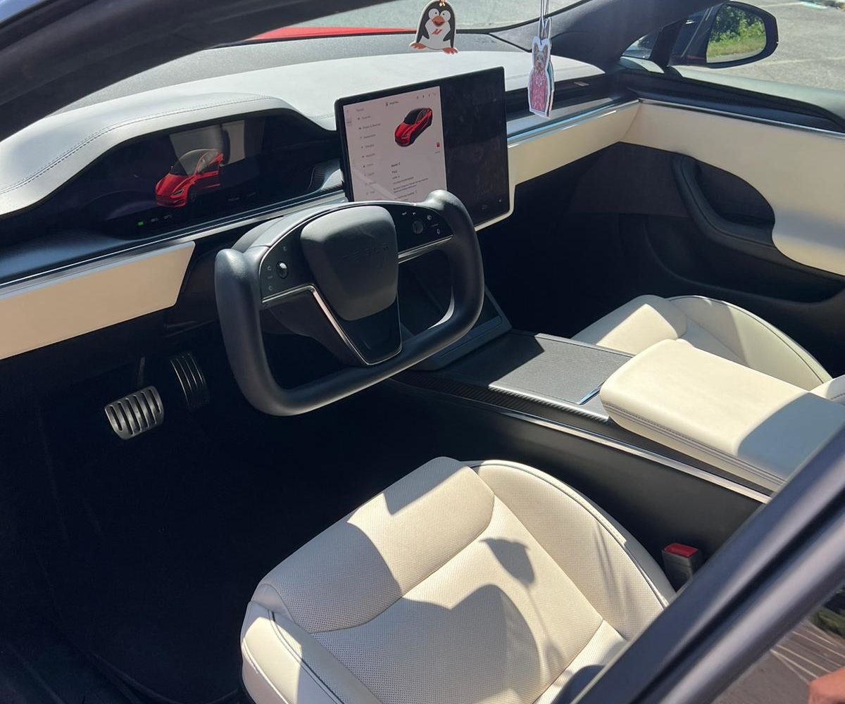 Tesla Model S PLAID 2021 (36526)